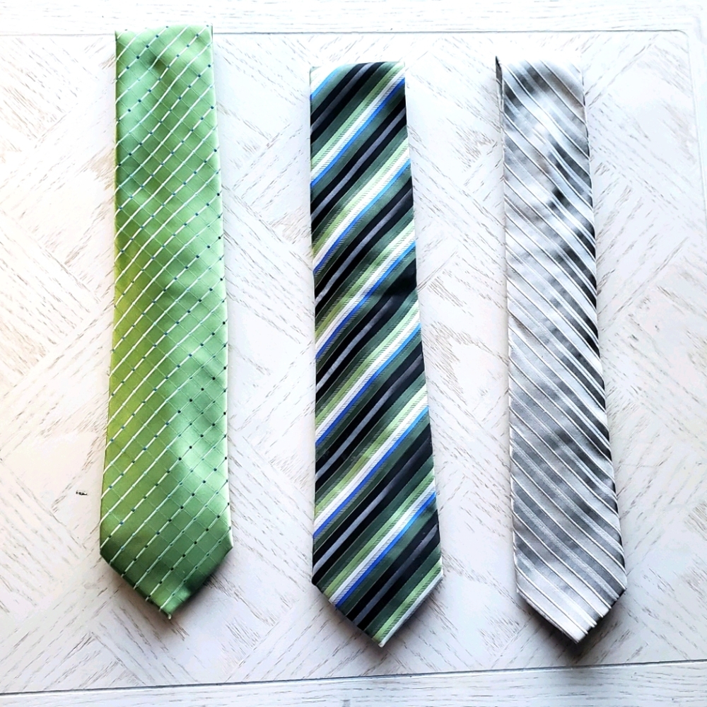Lot of 3 Silver / Green Ties
